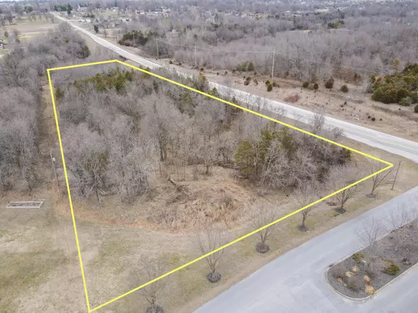 Willard, MO 65781,4497 N Raintree DR