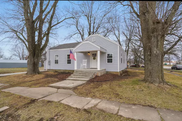 Lockwood, MO 65682,201 E 5th ST