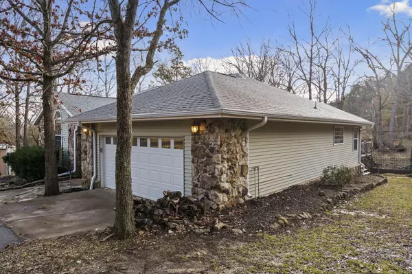 Branson, MO 65616,624 Guillian DR