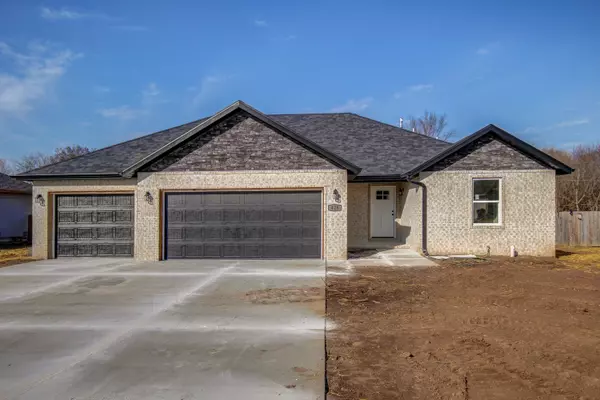 425 Coyote, Ash Grove, MO 65604