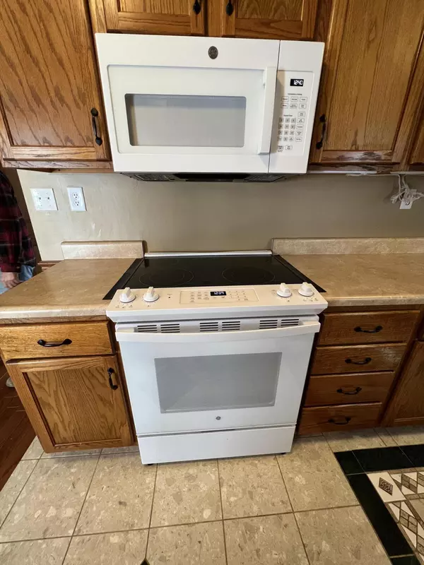 Hermitage, MO 65668,23197 Oakwood CIR