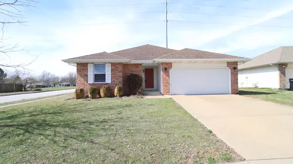 1207 N Ohara AVE, Springfield, MO 65803