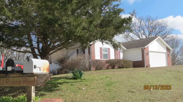 20 Peaceful Ridge RD, Galena, MO 65656