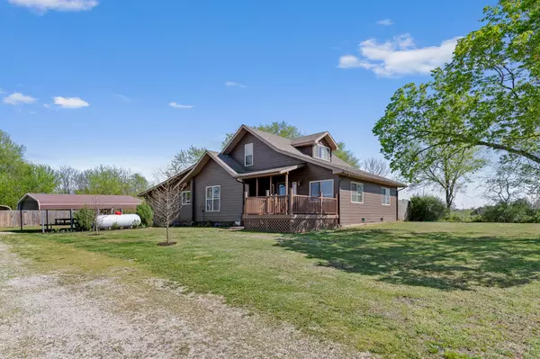 5288 Highway F, Brighton, MO 65617