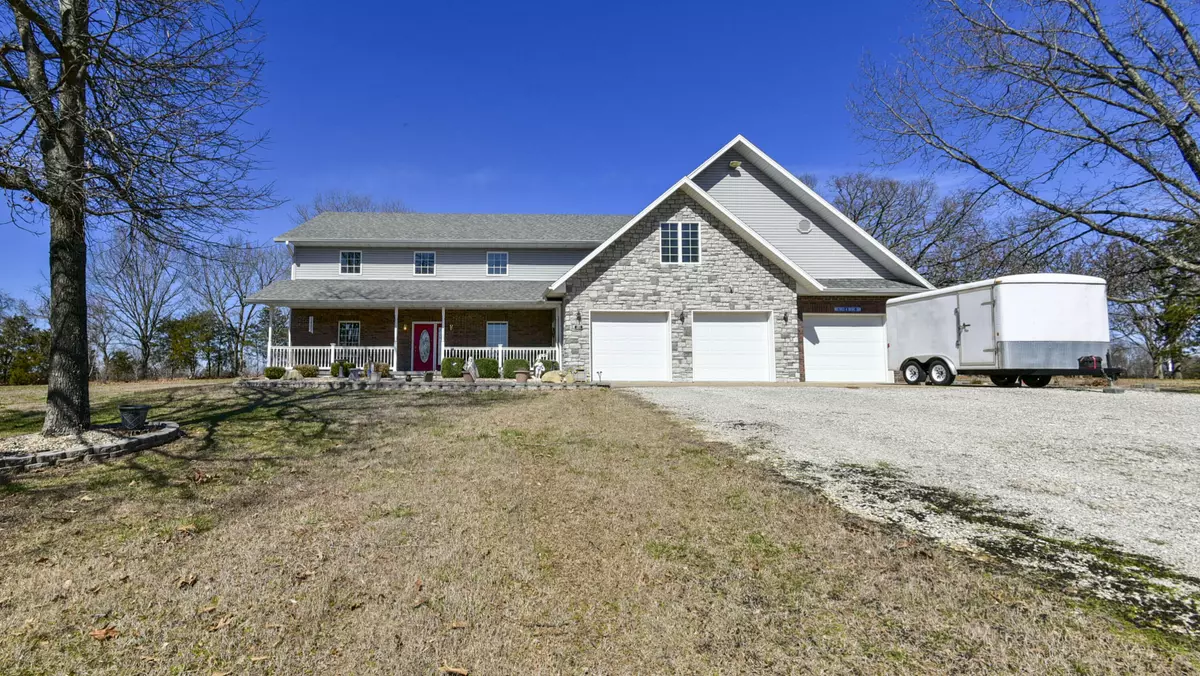 Taneyville, MO 65759,207 Big Sky CT