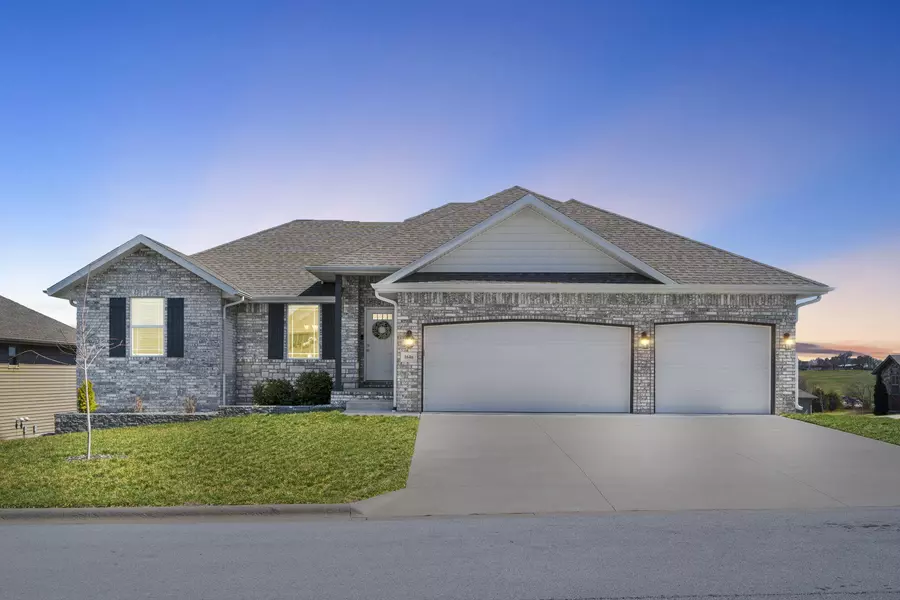 1646 N N Feather Crest DR, Nixa, MO 65714