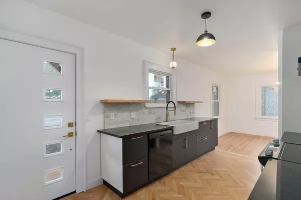 Mt Vernon, MO 65712,610 N Main ST