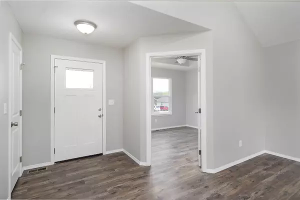 Willard, MO 65781,524 E Logan ST