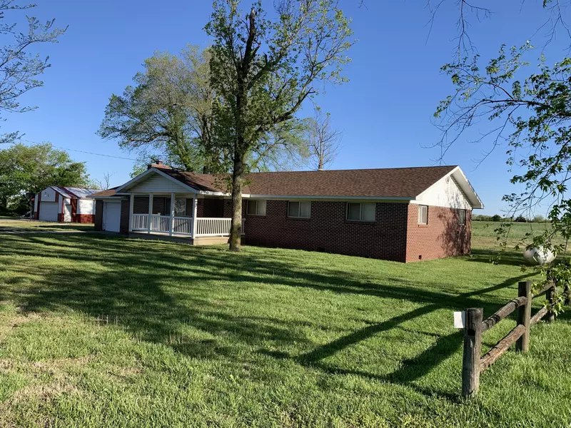 10428 Highway C, Purdy, MO 65734