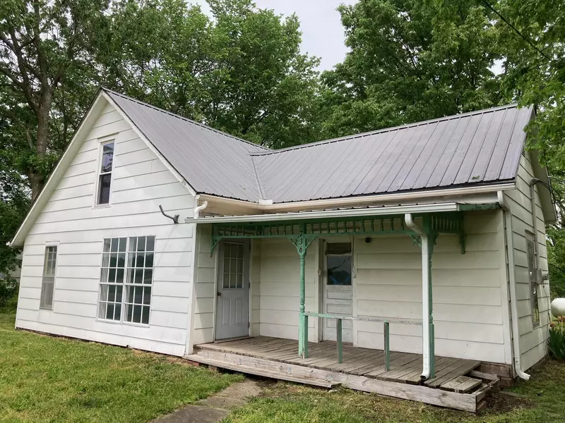 736 E Highway C, Lamar, MO 64759