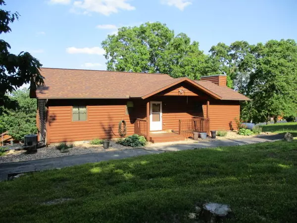 26075 Sugarfoot Lane, Golden, MO 65658