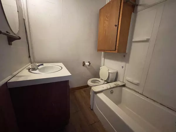 Granby, MO 64844,140 E Newton ST