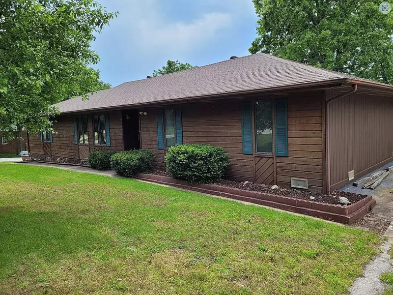 1407 N. 14th ST, Ozark, MO 65721