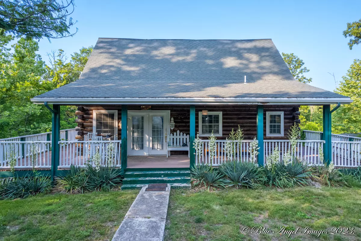 Eldon, MO 65026,8 Fox RD