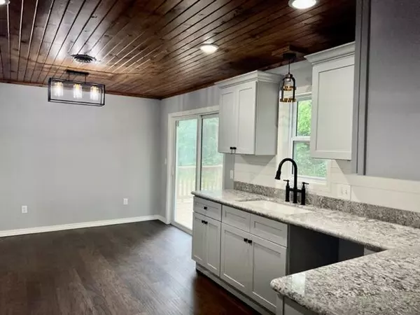 Tecumseh, MO 65760,334 County Road 550