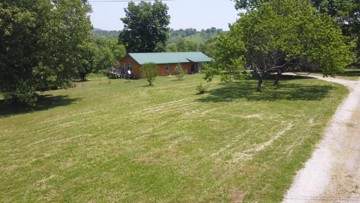 Oldfield, MO 65720,333 Bobcat LN