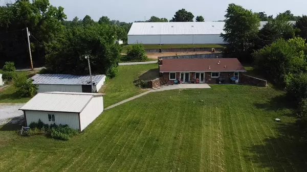 Pierce City, MO 65723,407 E Front ST