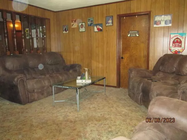 Granby, MO 64844,307 E Newton ST