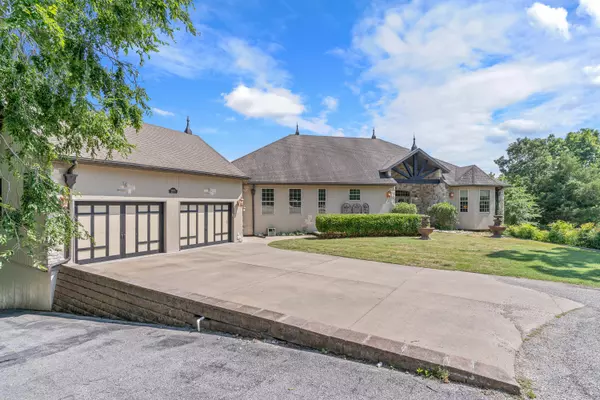 Branson, MO 65616,277 Hidden Lane RD