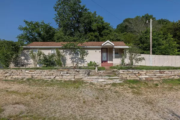 3506 State Route Kk, Seligman, MO 65745