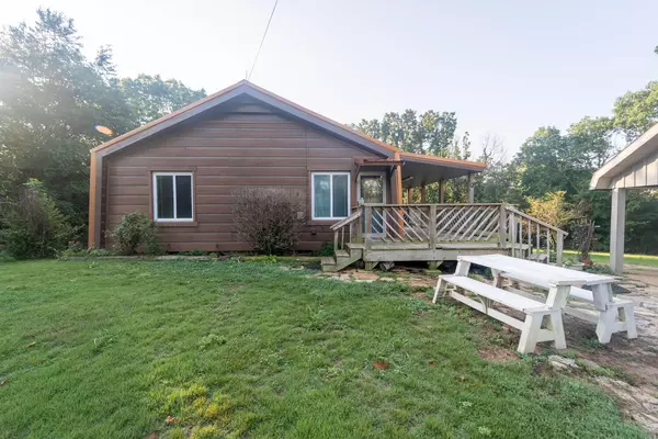 Mammoth Spring, AR 72554,429 Pine Cone LN