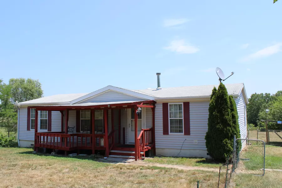 3470 SE V HWY, Osceola, MO 64776