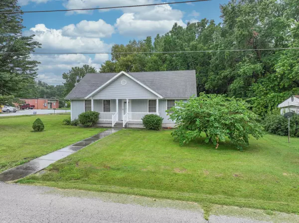 Willard, MO 65781,102 W Robberson ST