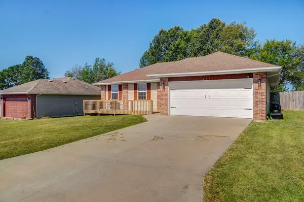 Clever, MO 65631,215 Dixie AVE