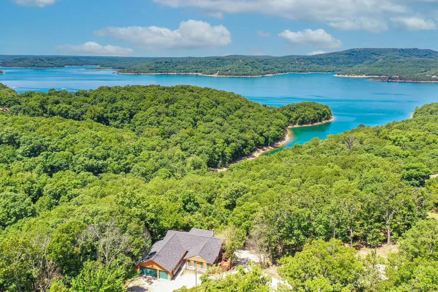 3889 Mundell RD, Eureka Springs, AR 72631