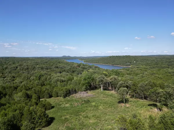 845 Pilot View RD, Shell Knob, MO 65747