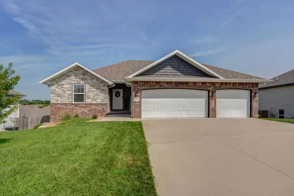 1660 N Old Castle RD, Nixa, MO 65714