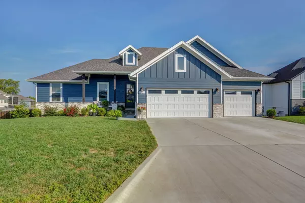 4523 Monte Carlo ST, Ozark, MO 65721