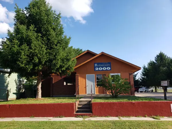 613 E Broadway, Monett, MO 65708