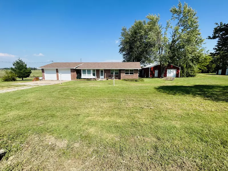 6940 Farm Road 1080, Purdy, MO 65734