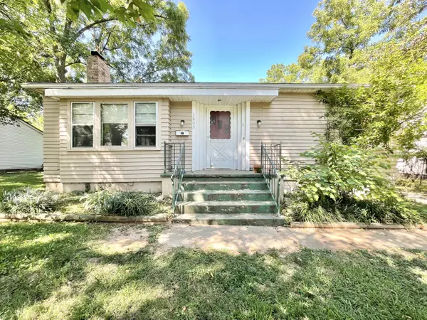 1809 S Missouri AVE, Springfield, MO 65807