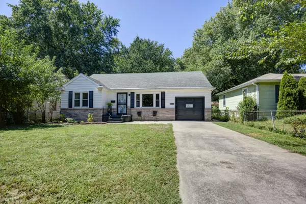 1627 N Waverly AVE,  Springfield,  MO 65803