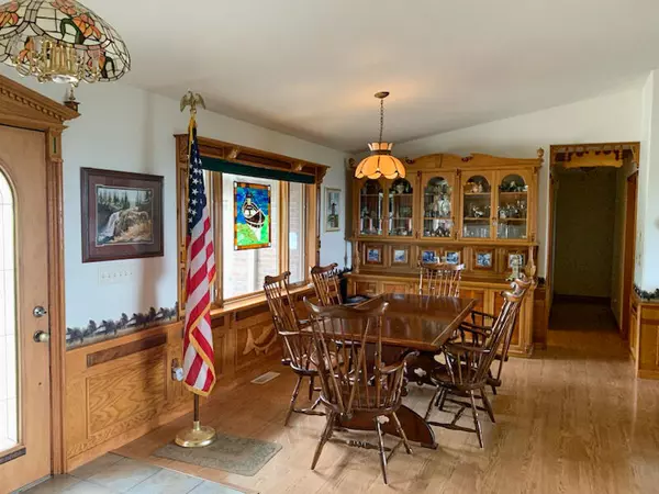 Theodosia, MO 65761,673 County Road 641