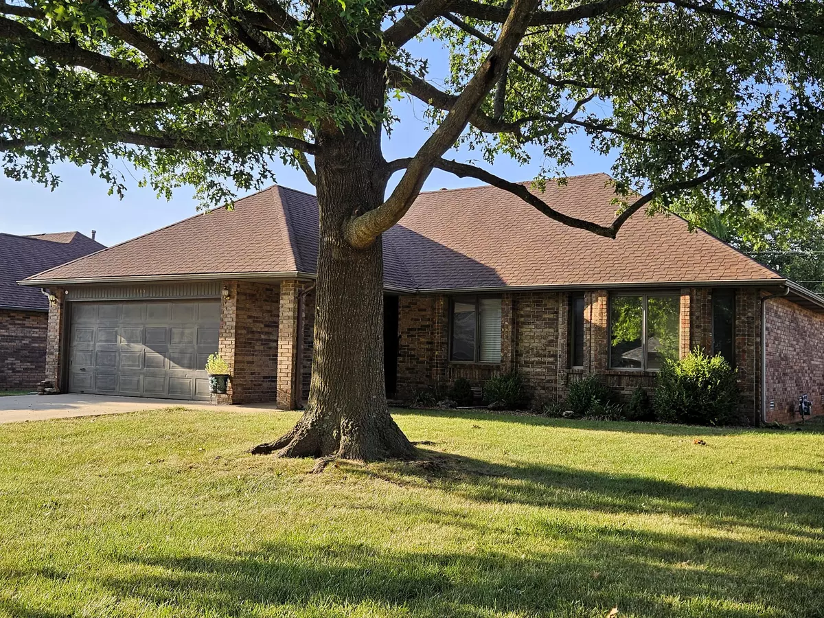 Springfield, MO 65807,1119 W Whiteside ST