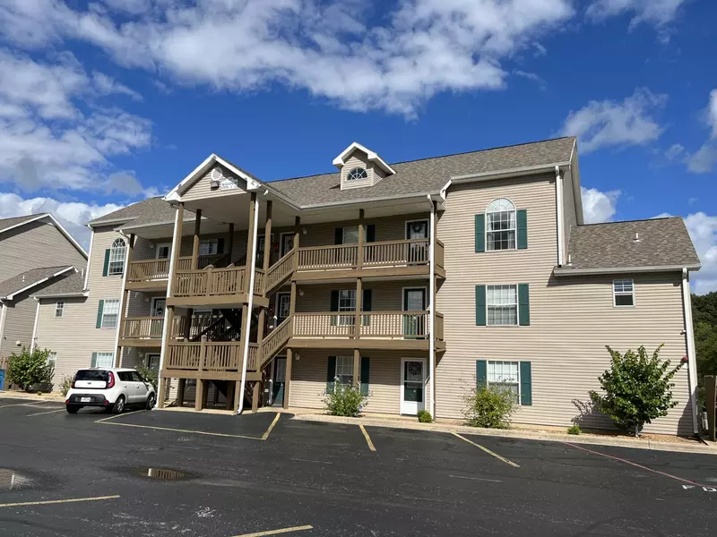 690 Fall Creek DR #8, Branson, MO 65616