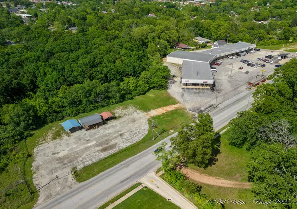 West Plains, MO 65775,959 Preacher Roe BLVD