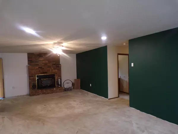 West Plains, MO 65775,1503 West Fourth Street