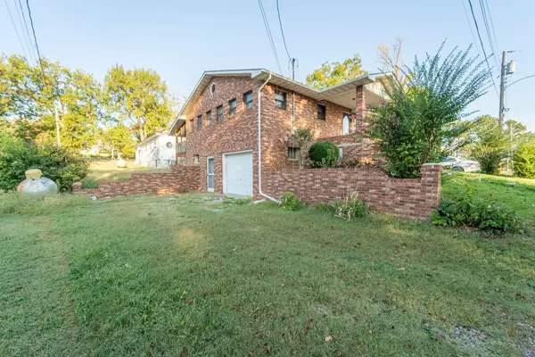 Alton, MO 65606,203 Hodges ST