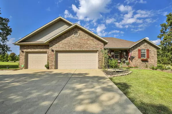 Strafford, MO 65757,99 Park Hill CT