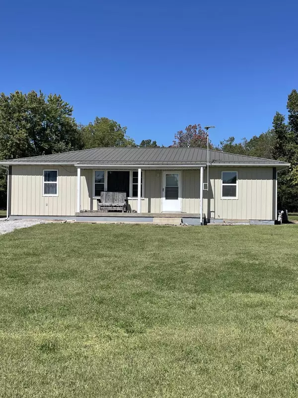 621 W Valley St ST, Granby, MO 64844