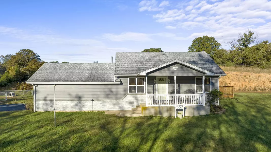 537 Arliss DR, Crane, MO 65633