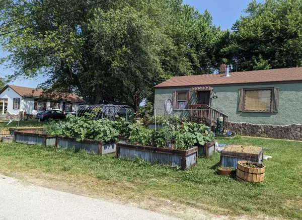 200 W Pennsylvania AVE, Mansfield, MO 65704