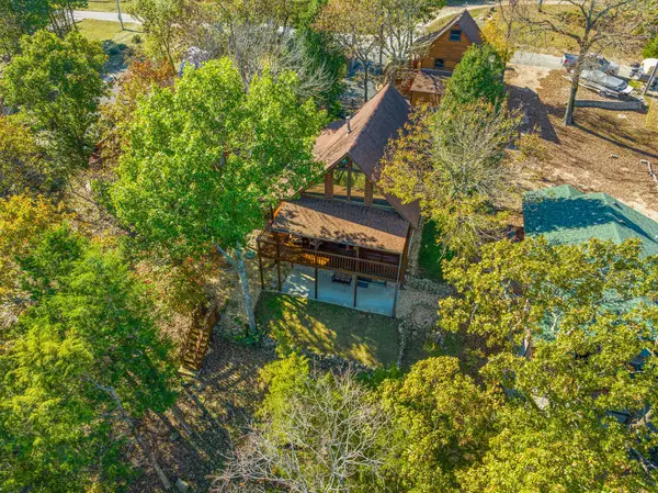 Golden, MO 65658,26184 Sugarfoot LN