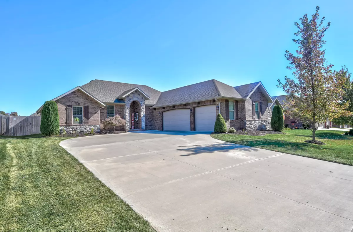 Battlefield, MO 65619,5704 S Cloverdale LN