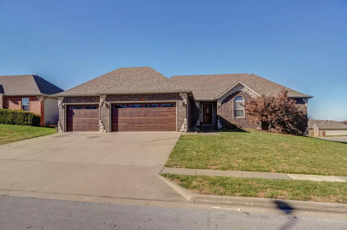 Springfield, MO 65810,5715 S Meadowbrook AVE