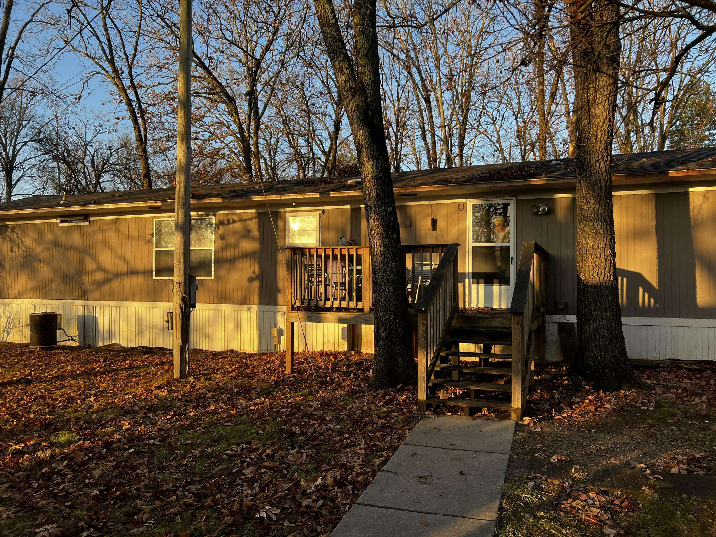 Merriam Woods, MO 65740,4019 Pinoak RD